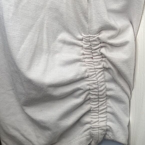 Joe Fresh Active Sleeveless top - Picture 3 of 3